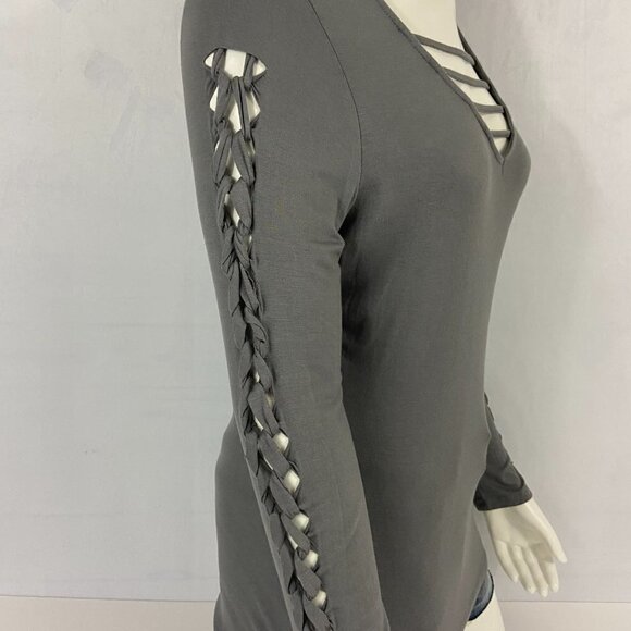 Venus Women's Cut Out Sleeve Detail Blouse Top Size L Grey V-Neck Strappy NWOT - Picture 4 of 9